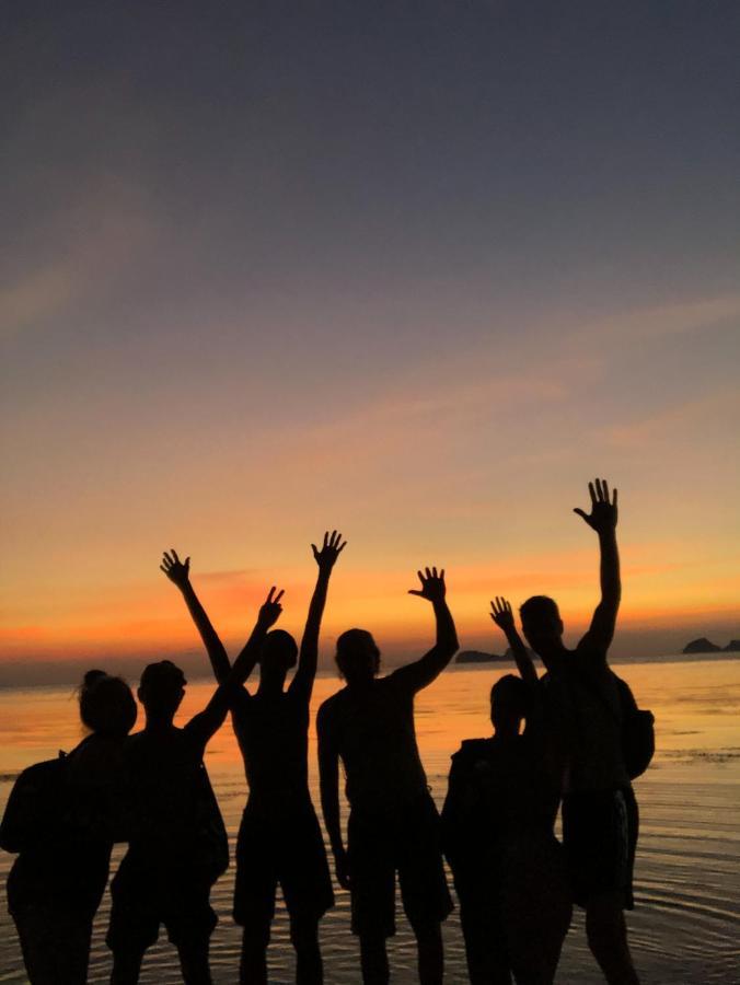 Green Garden Hotel Pantai Bangrak Luaran gambar